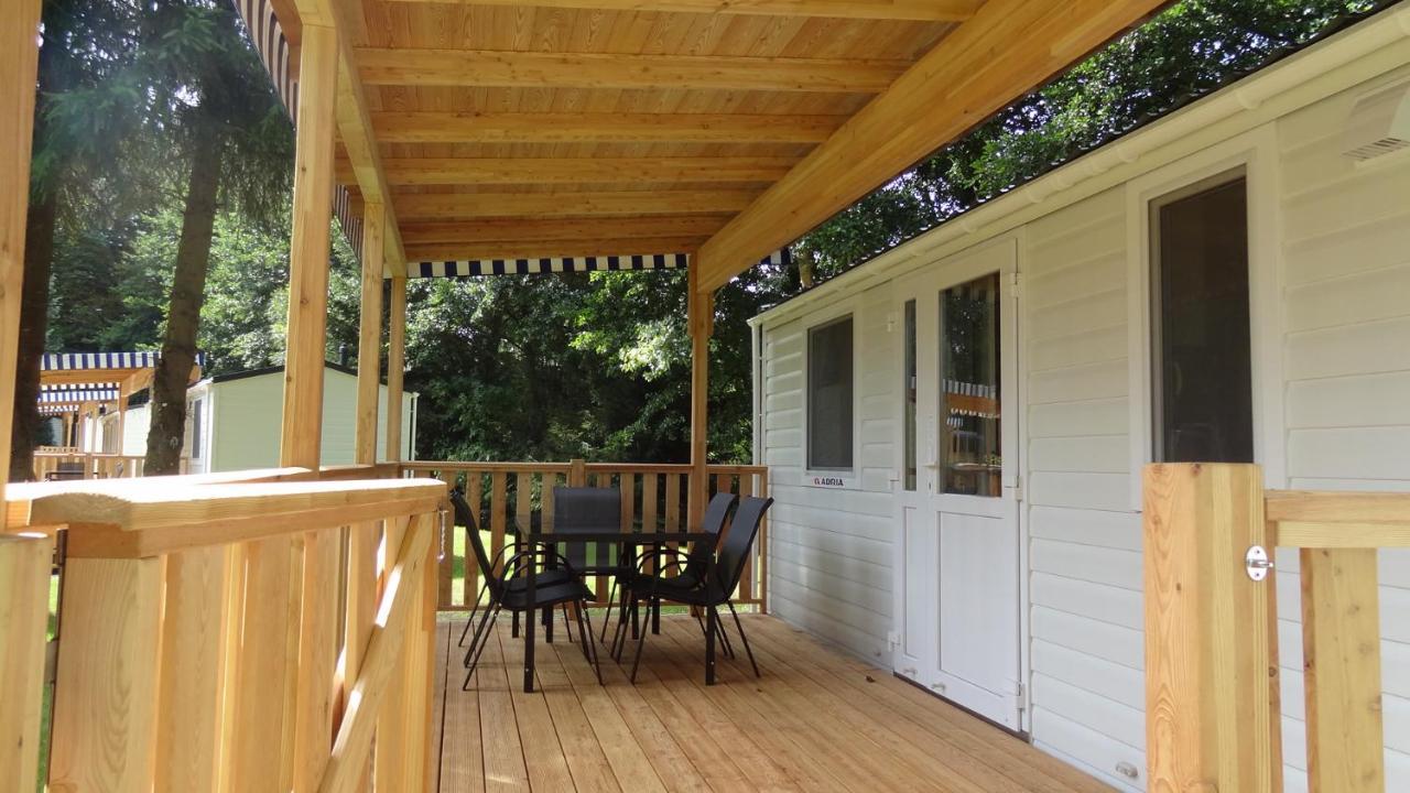 Knaus Campingpark Huenfeld Exterior photo